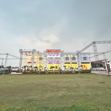 Awadh Samrat Resort Ayodhya ภายนอก รูปภาพ