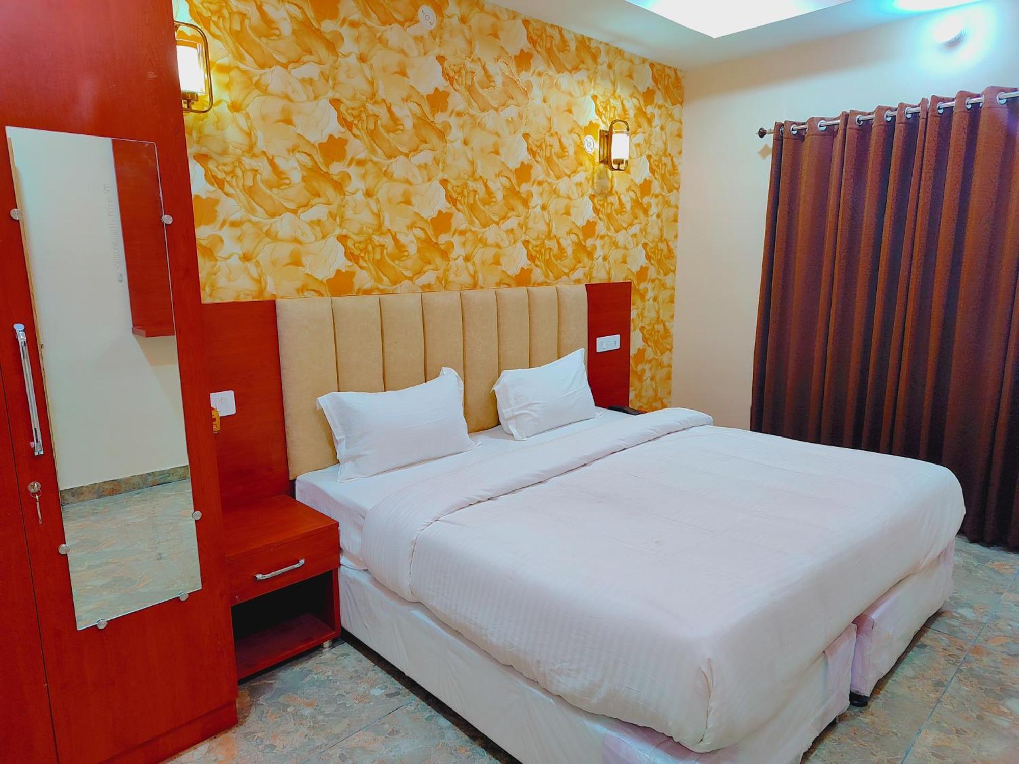 Awadh Samrat Resort Ayodhya ภายนอก รูปภาพ