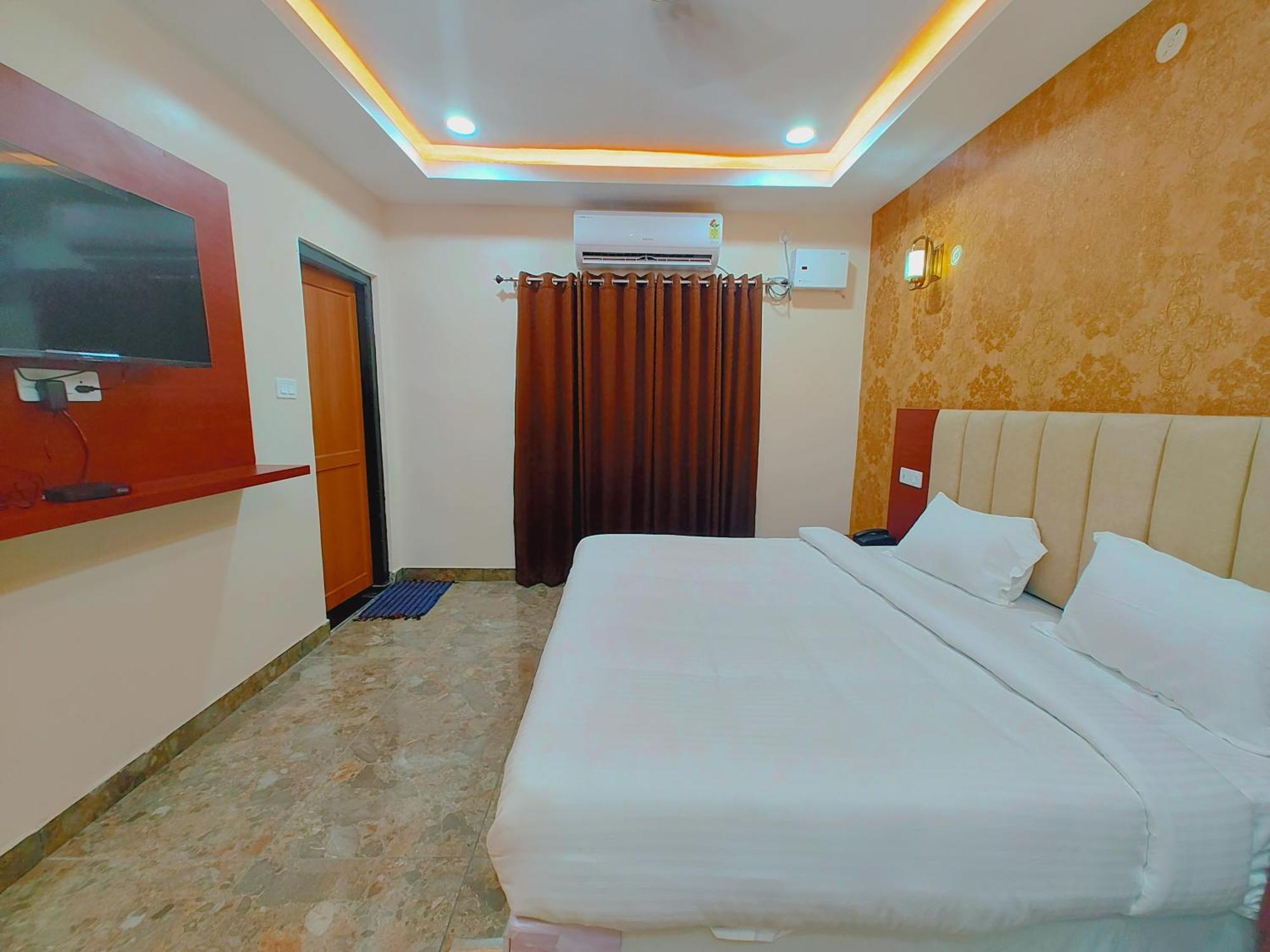 Awadh Samrat Resort Ayodhya ภายนอก รูปภาพ