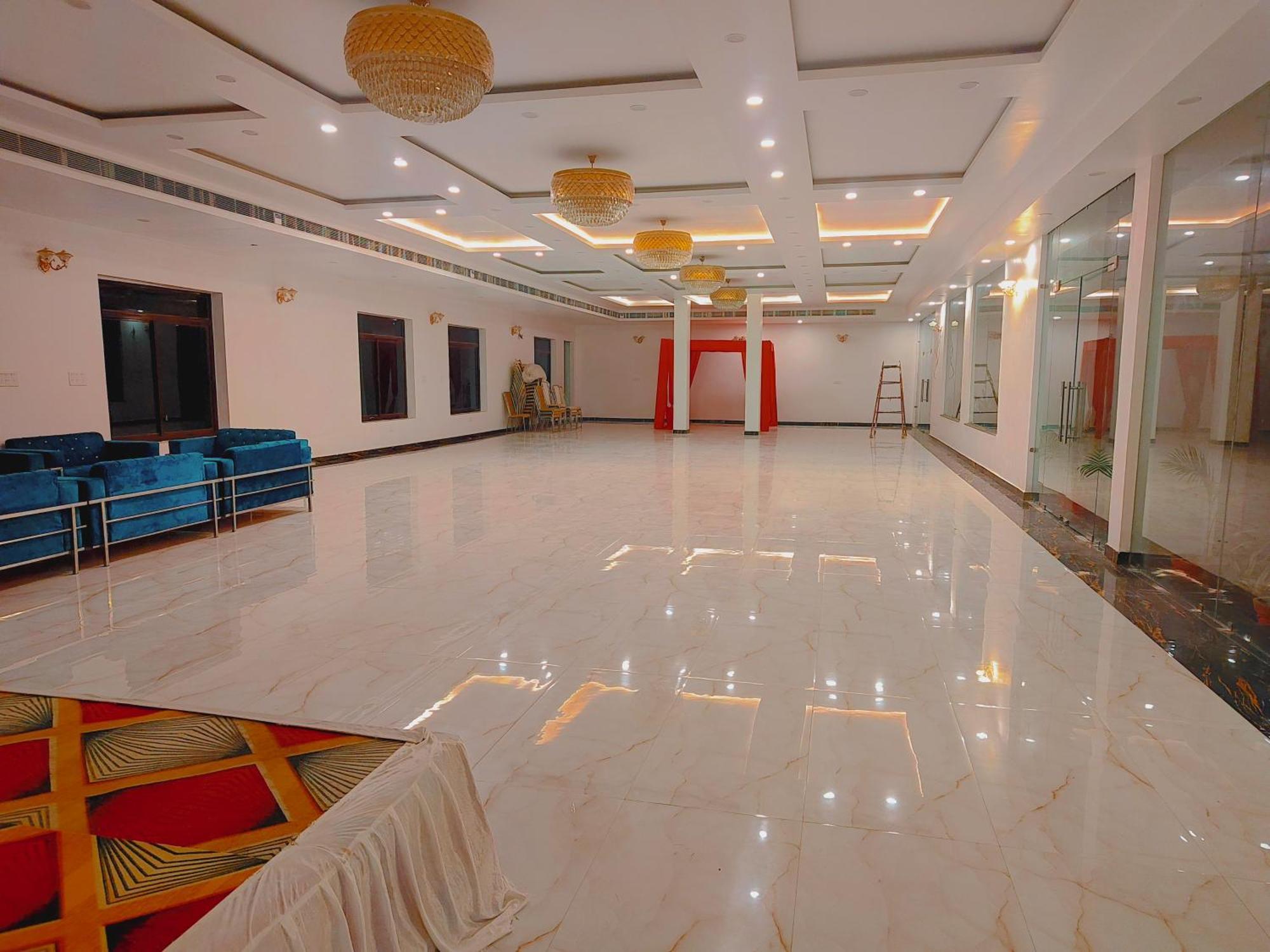 Awadh Samrat Resort Ayodhya ภายนอก รูปภาพ
