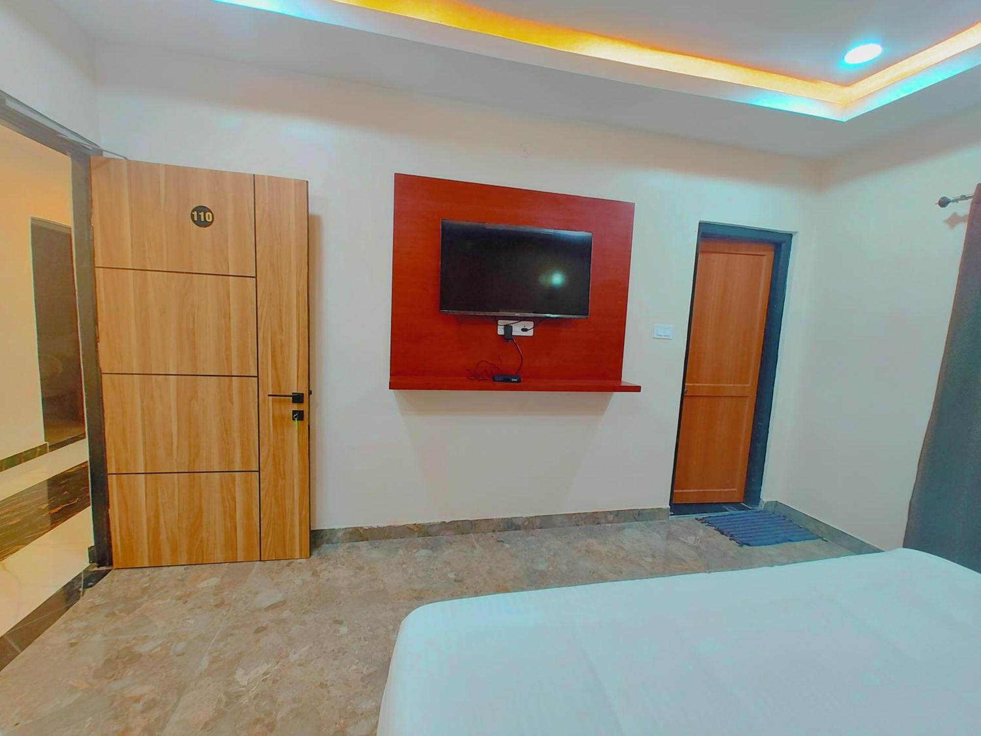 Awadh Samrat Resort Ayodhya ภายนอก รูปภาพ