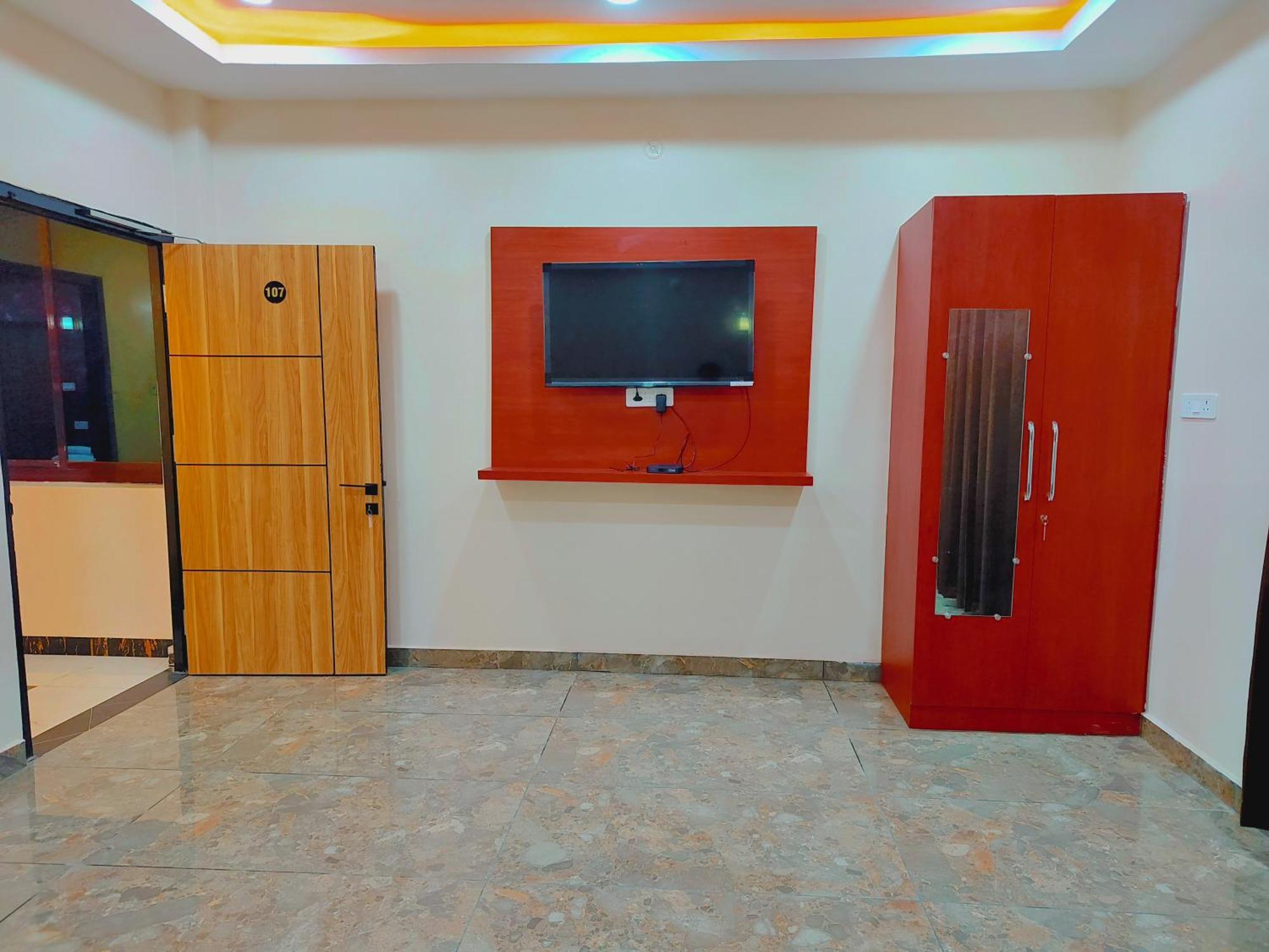 Awadh Samrat Resort Ayodhya ภายนอก รูปภาพ